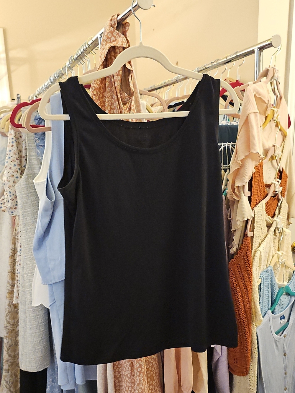 Roz And Ali Black Sleeveless Women's Tank Top - Classic Everyday Layering